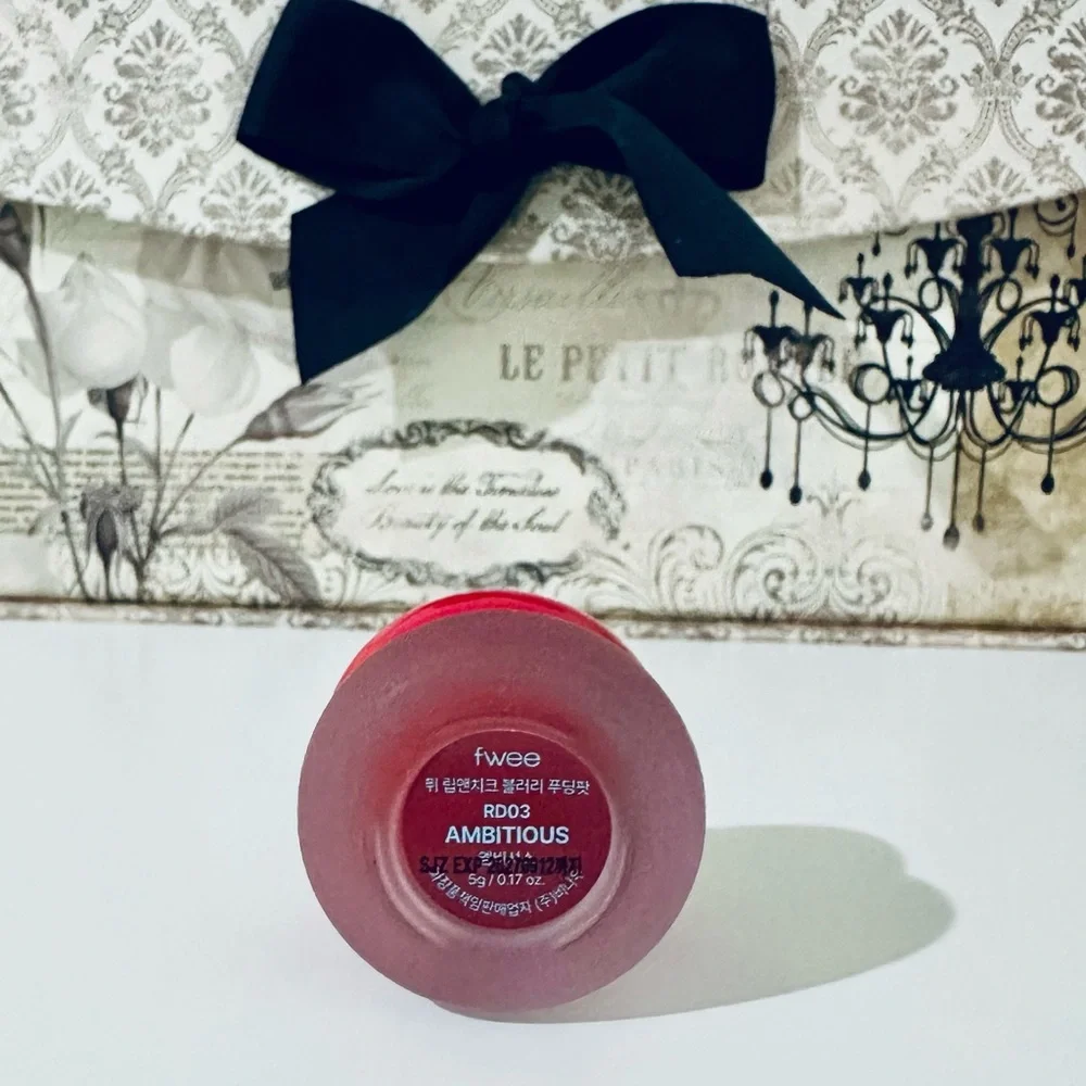 FWEE Lip & Cheek Tint (Blurry Pudding Pot)